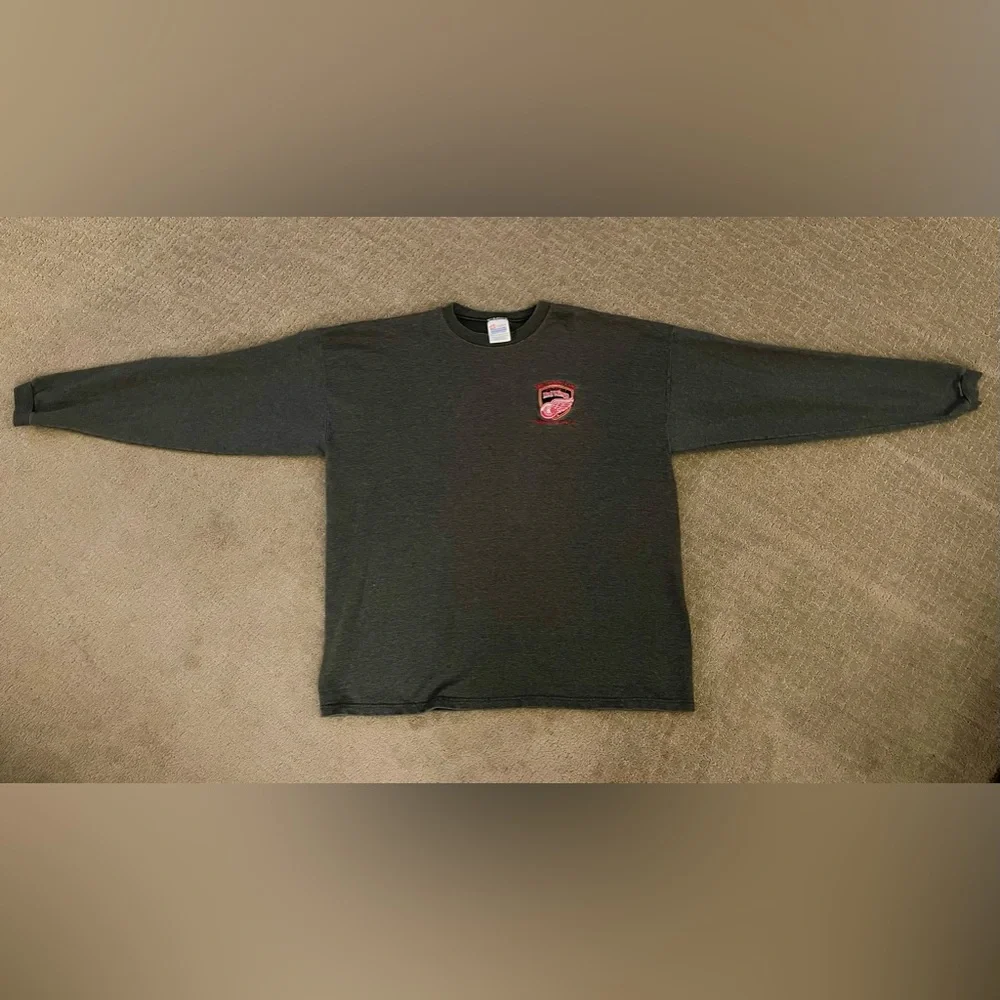 Men’s Detroit Red Wings 2002 Training Camp Long Sleeve Shirt/ Thin Sweatshirt XL - Picture 2 of 5